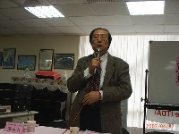 0407_051.JPG (89174 bytes)