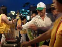 0415_029.JPG (98573 bytes)