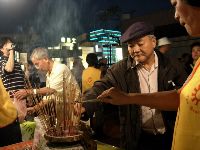 0415_053.JPG (105059 bytes)