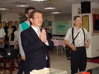 0415_004.JPG (93036 bytes)