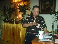 0417_020.JPG (116074 bytes)