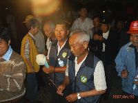 0420_047.JPG (96880 bytes)