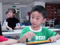 0505_008.JPG (89559 bytes)