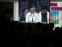 0505_071.JPG (58579 bytes)