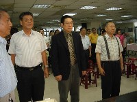 0512_009.JPG (104893 bytes)