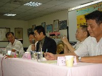 0512_024.JPG (99386 bytes)