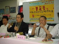 0512_025.JPG (110595 bytes)