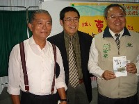 0512_072.JPG (99432 bytes)