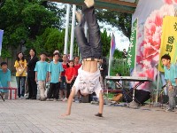 0513_161.JPG (128336 bytes)