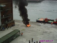 0517_019.JPG (77110 bytes)