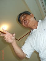 0520_029.JPG (42747 bytes)