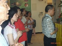 0523_032.JPG (107995 bytes)