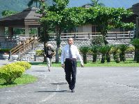 0527_051.JPG (153171 bytes)