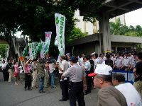 0601_010.JPG (128885 bytes)