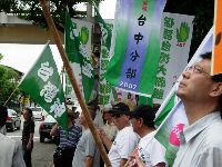 0601_037.JPG (127137 bytes)