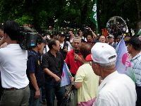 0601_082.JPG (121102 bytes)