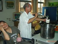 0602_105.JPG (103848 bytes)