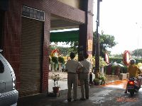 0607_030.JPG (106192 bytes)