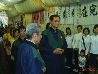 0607_074.JPG (103250 bytes)