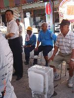 0630_022.JPG (79792 bytes)