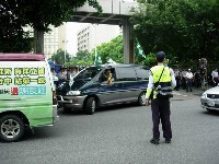 0712_056.JPG (82038 bytes)