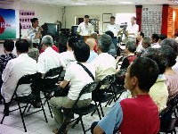 0714-2_033.JPG (86569 bytes)