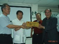 0811_038.JPG (75908 bytes)