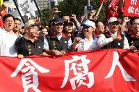 0820_033.jpg (106183 bytes)