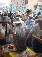 0908_0168.JPG (84449 bytes)