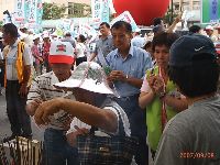 0908_0181.JPG (133920 bytes)