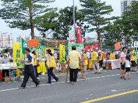 0915_0019.JPG (108784 bytes)