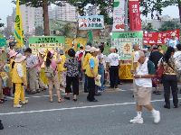 0915_0108.JPG (96063 bytes)