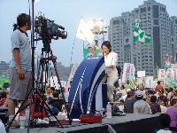 0915_0126.JPG (78853 bytes)