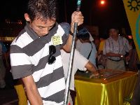 0915_0172.JPG (57313 bytes)