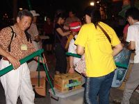 0915_0174.JPG (58204 bytes)