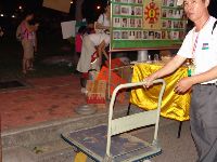 0915_0176.JPG (64317 bytes)