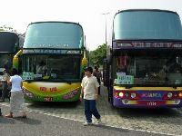 0915_0252.JPG (104534 bytes)