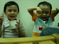 0922_111.JPG (84420 bytes)