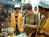 0923_052.JPG (137658 bytes)