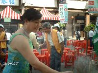 0923_079.JPG (137672 bytes)