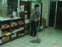 0930_102.JPG (101344 bytes)