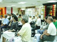 0930_121.jpg (126668 bytes)