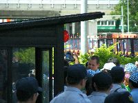 1001_055.jpg (87397 bytes)