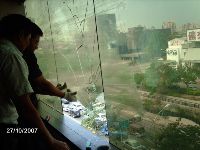 1027_004.jpg (60131 bytes)