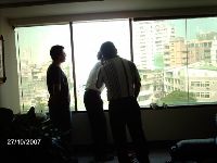 1027_009.jpg (46148 bytes)