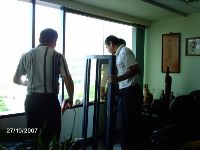 1027_012.jpg (43007 bytes)