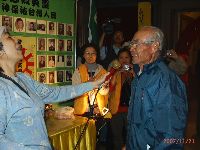 1201_085.JPG (117829 bytes)