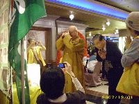 1201_250.JPG (141864 bytes)