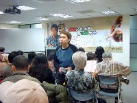 1213_002.JPG (111239 bytes)